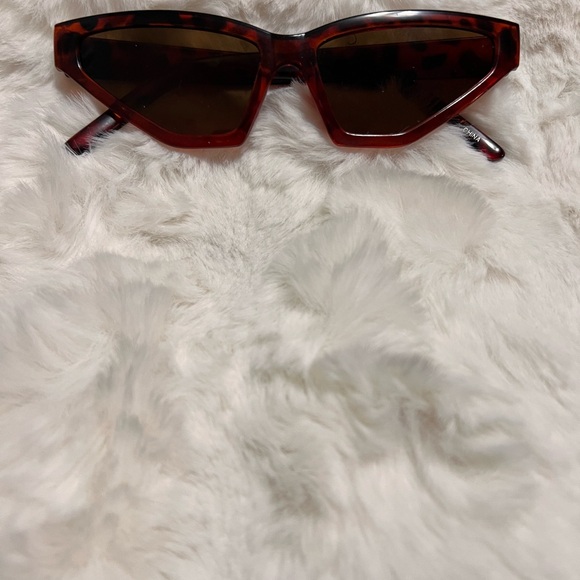 Tortoise Shell Sunglasses - Picture 2 of 5